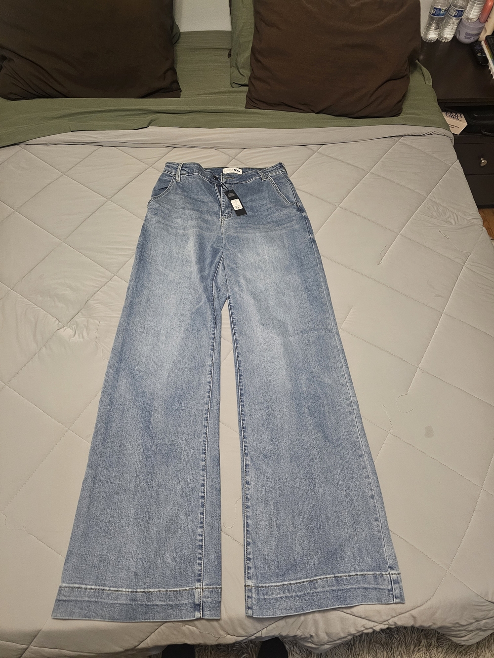 Fashion Nova Light Blue Wide-Leg Jeans for Women